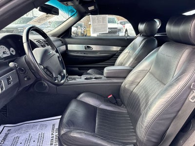 2004 Ford Thunderbird Base