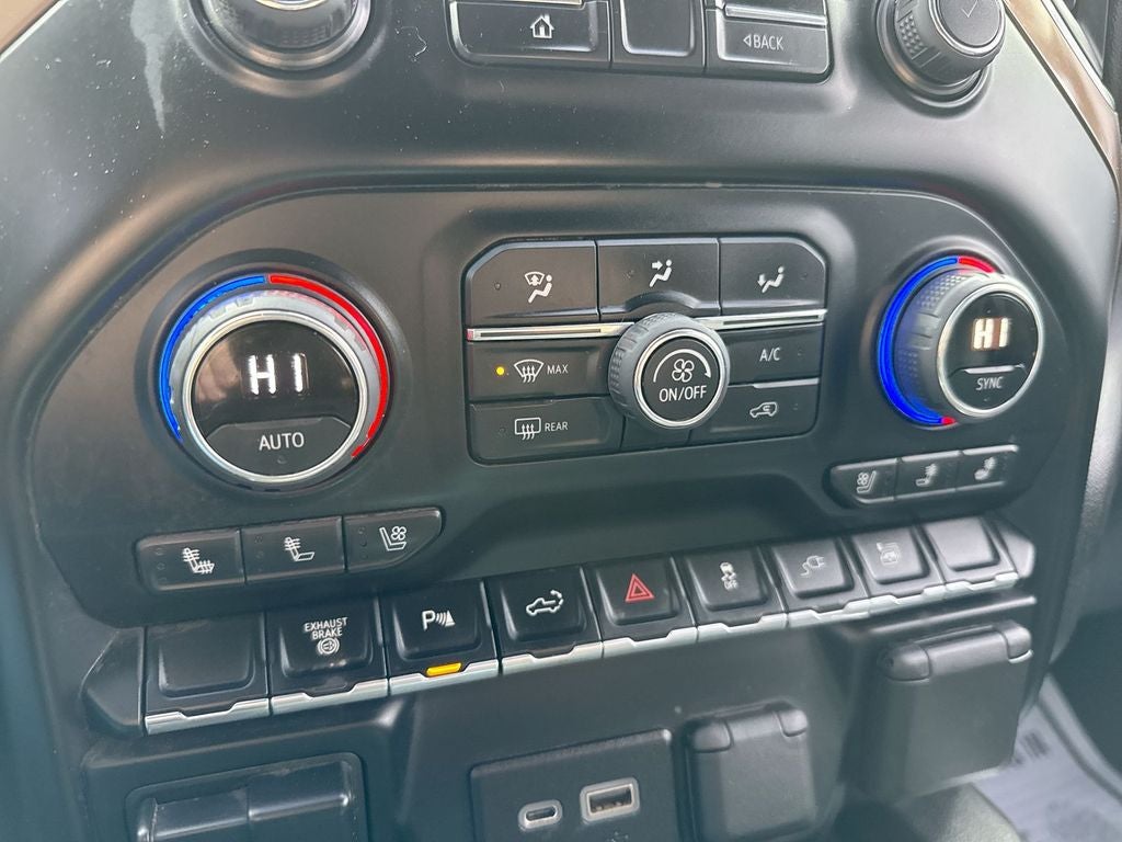 2022 Chevrolet Silverado 3500HD High Country