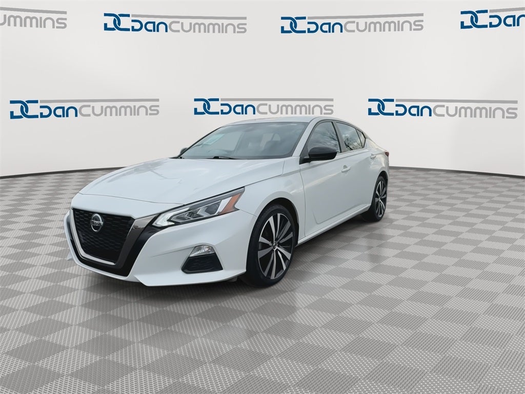 2022 Nissan Altima 2.5 SR
