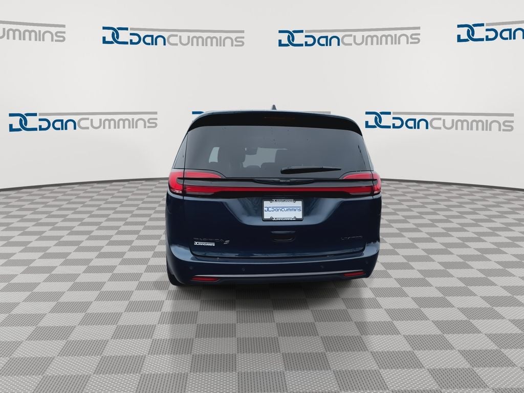 2025 Chrysler Pacifica Limited