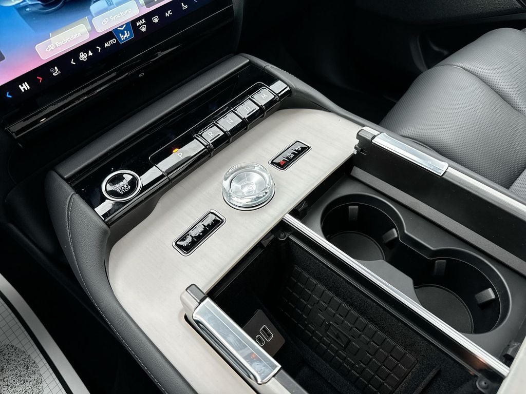 2025 Lincoln Navigator L Reserve