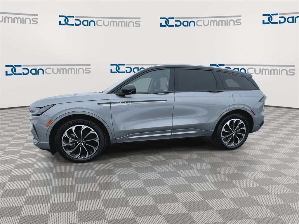 2024 Lincoln Nautilus Reserve