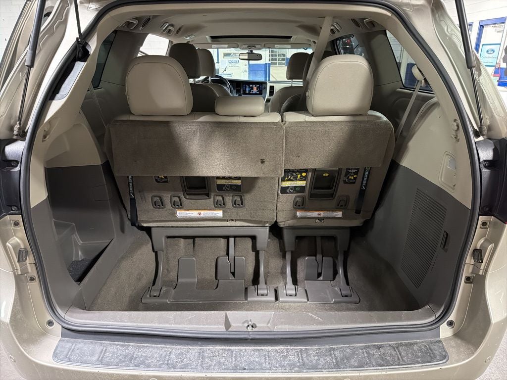 2017 Toyota Sienna XLE