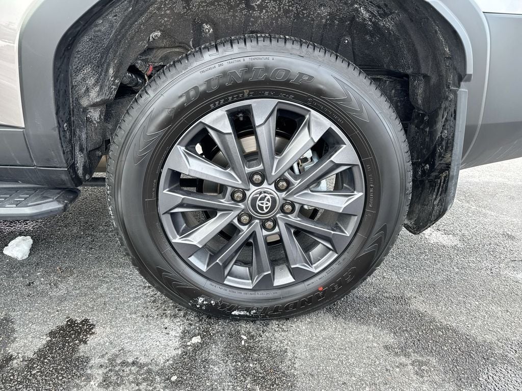 2026 Toyota Land Cruiser Base