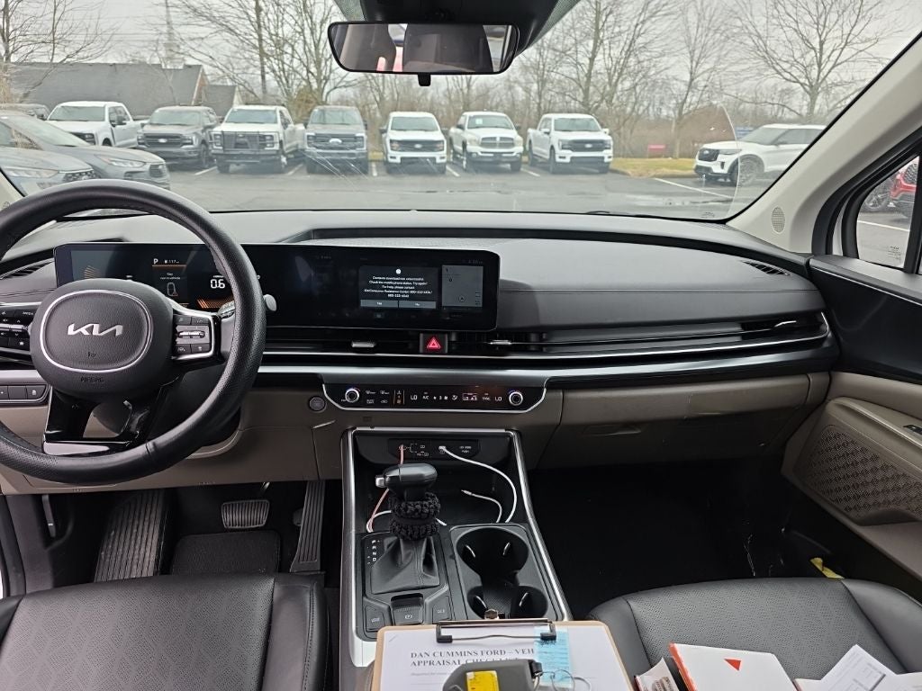 2025 Kia Carnival LXS