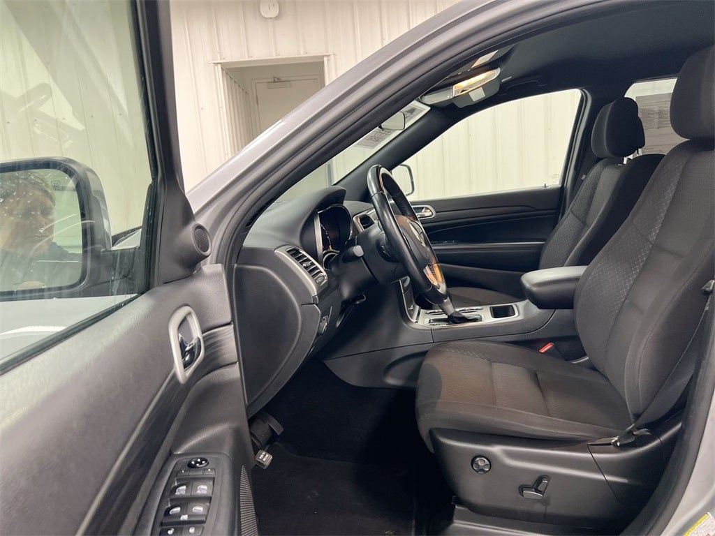 2021 Jeep Grand Cherokee Laredo E