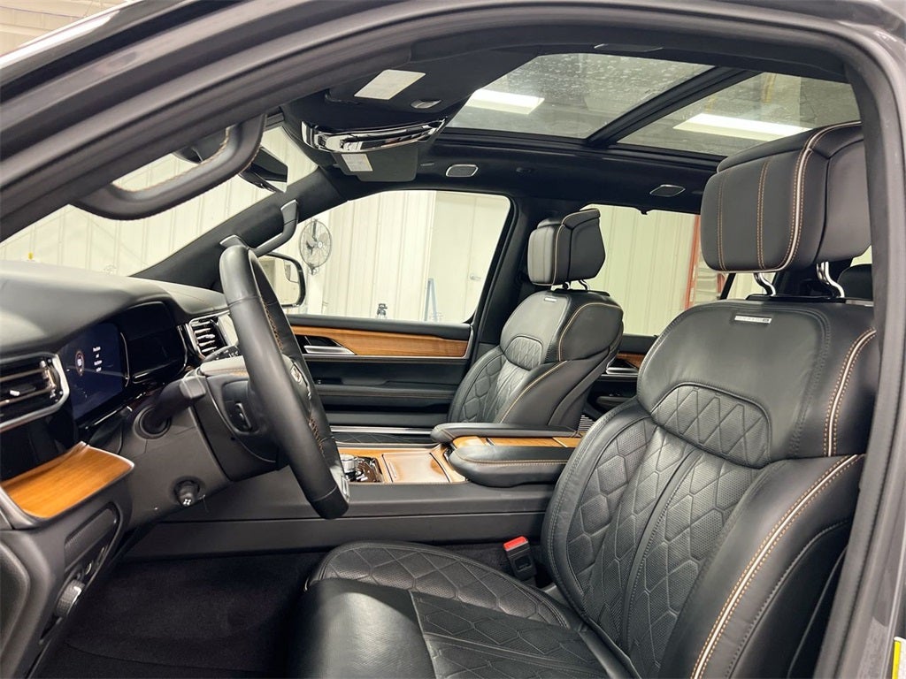 2024 Jeep Grand Wagoneer L Series III