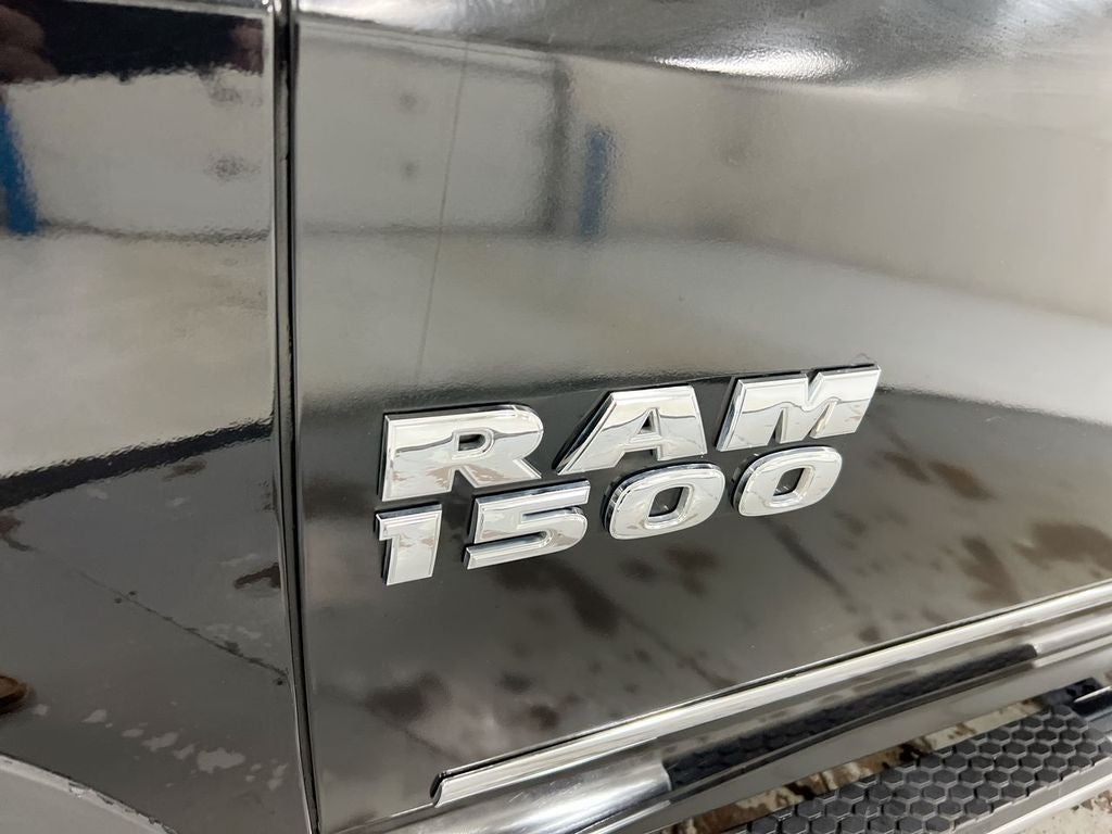 2016 RAM 1500 SLT
