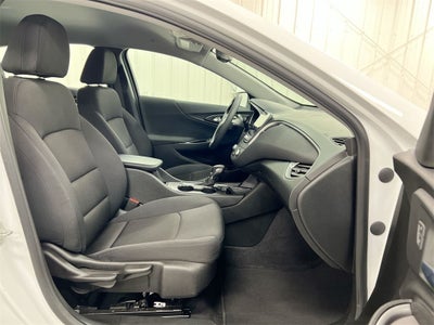 2022 Chevrolet Malibu LS