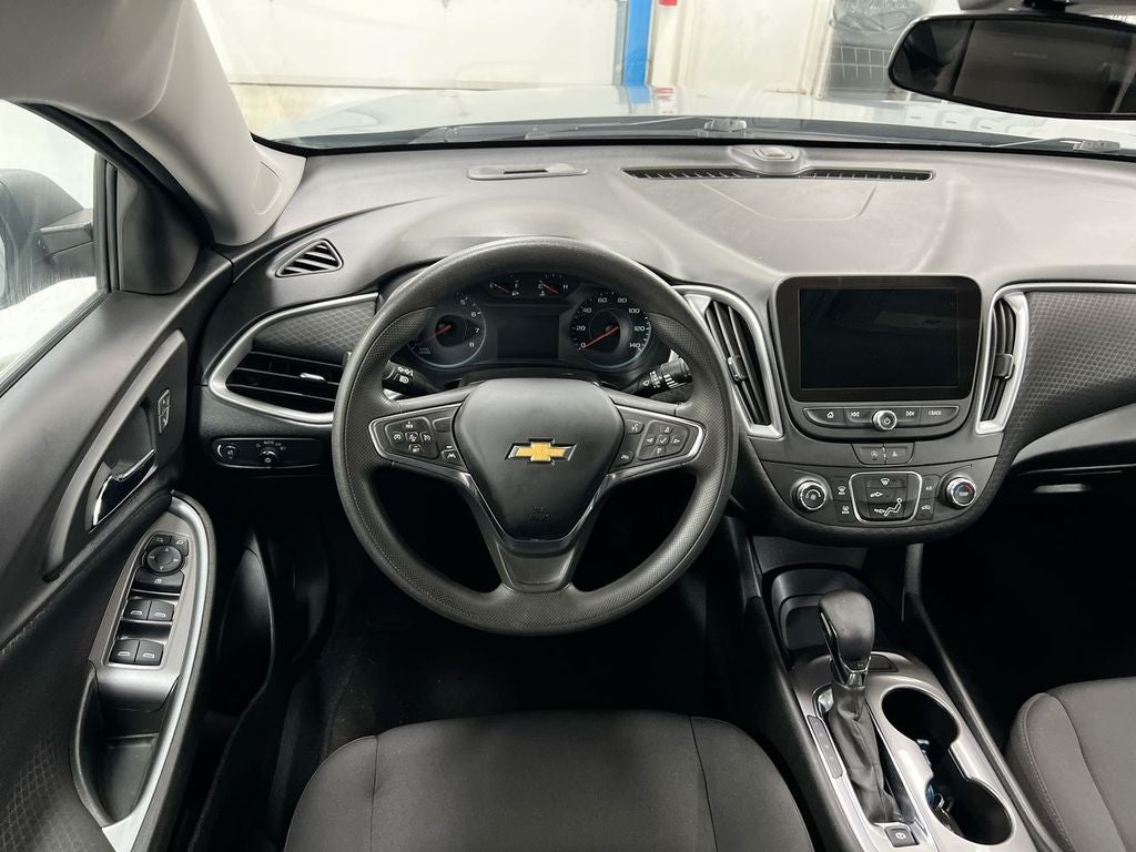 2023 Chevrolet Malibu LS