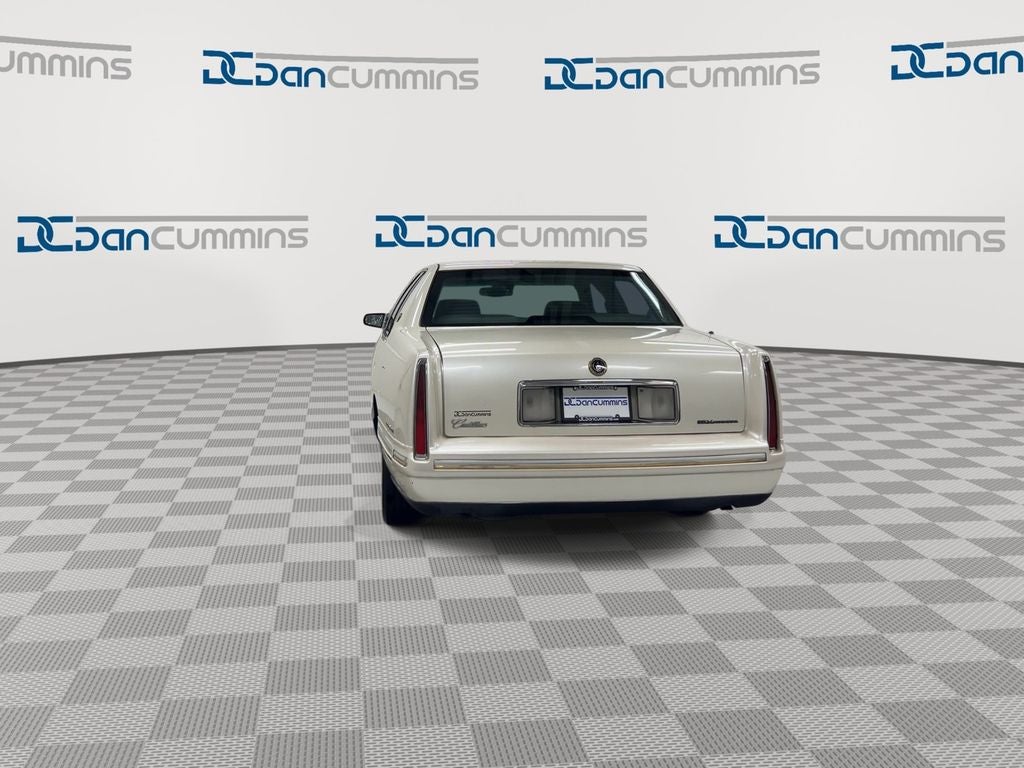 1999 Cadillac DeVille d'Elegance