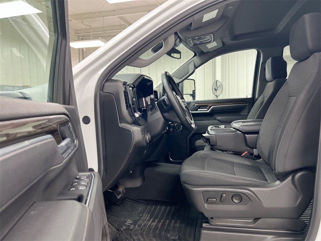 2025 Chevrolet Silverado 2500HD LT