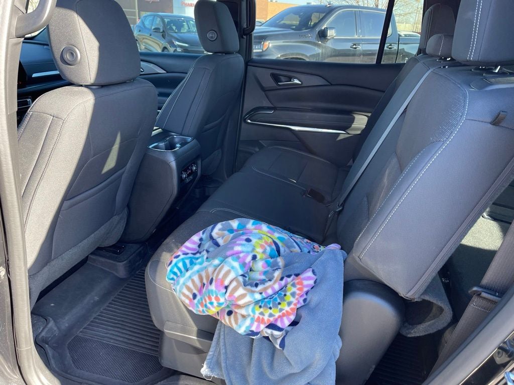 2024 Chevrolet Traverse LS