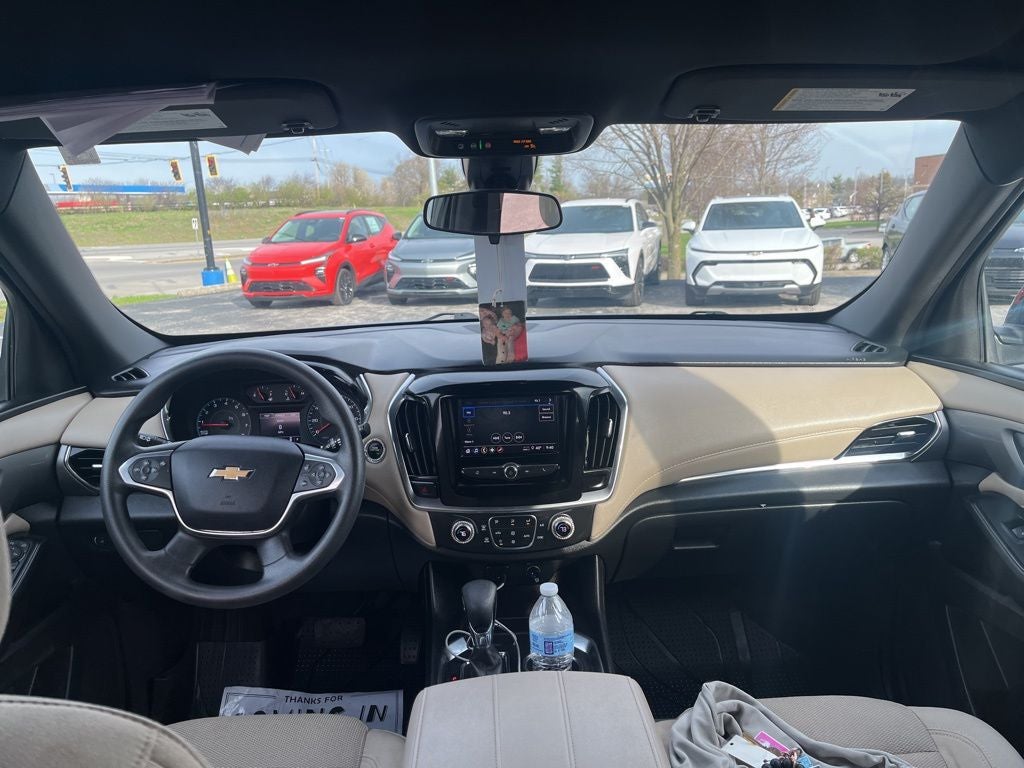 2023 Chevrolet Traverse LS