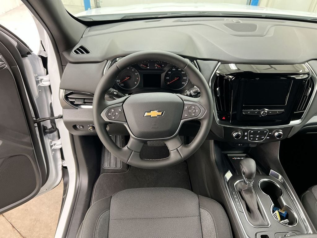 2023 Chevrolet Traverse LT