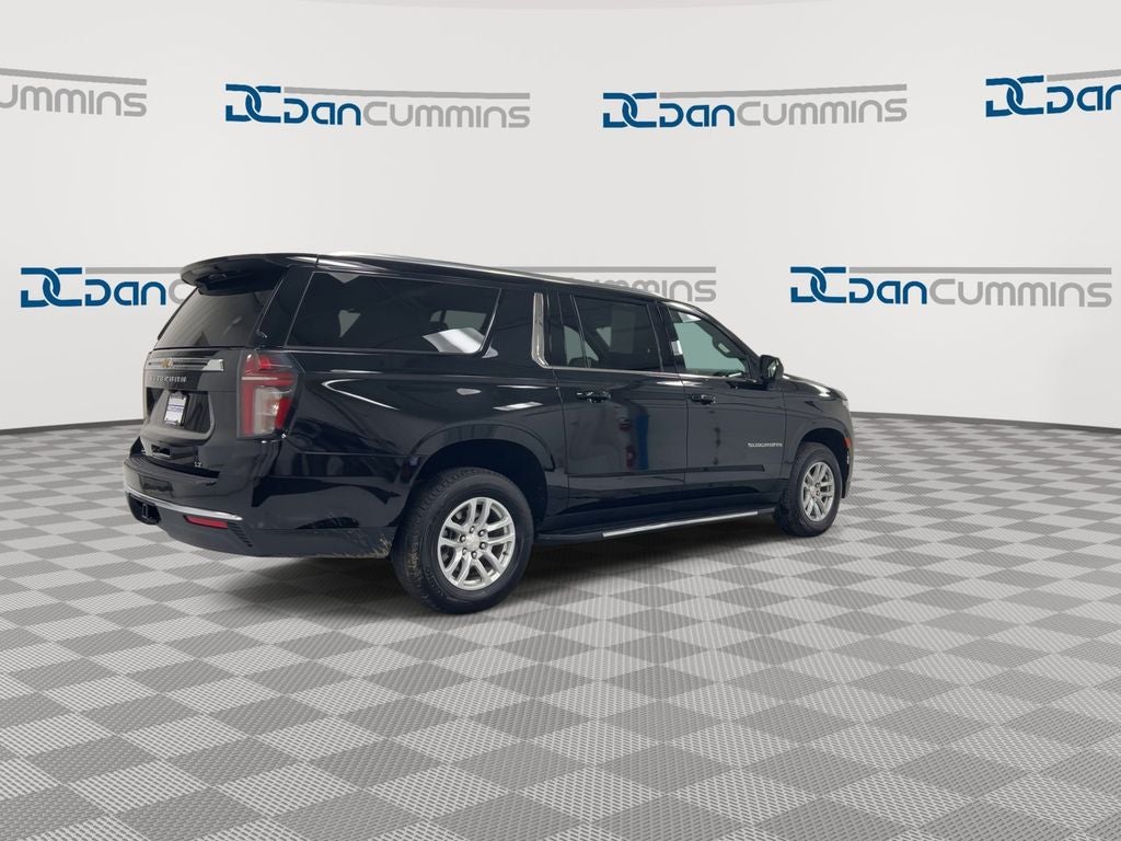 2023 Chevrolet Suburban LT
