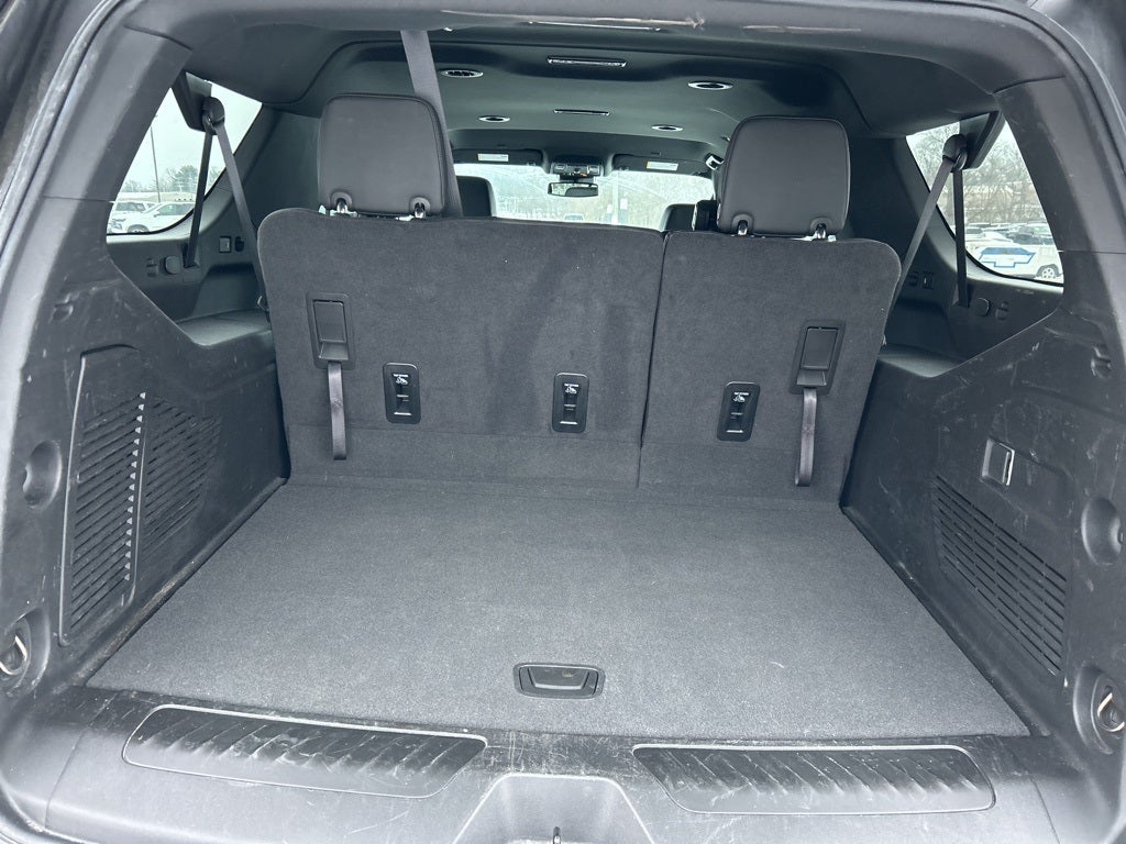 2024 Chevrolet Suburban LT