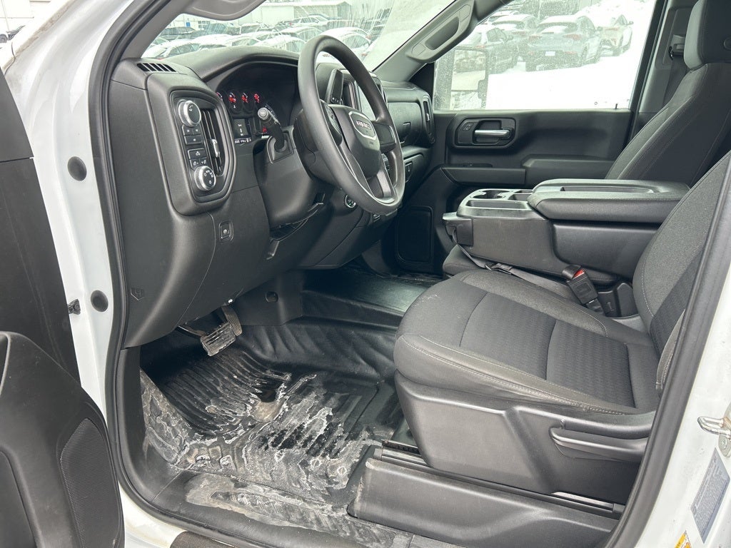 2024 GMC Sierra 2500HD Pro