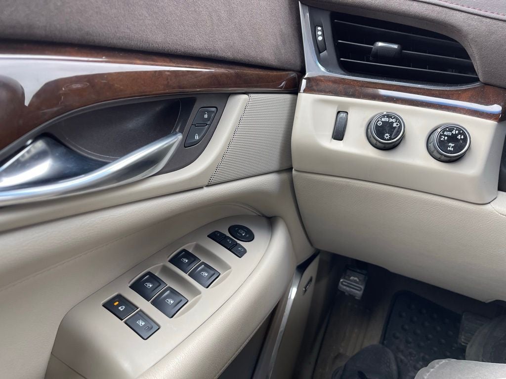 2016 Cadillac Escalade Luxury