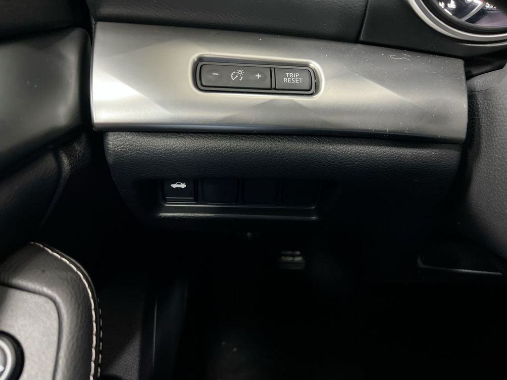 2023 Nissan Maxima SV