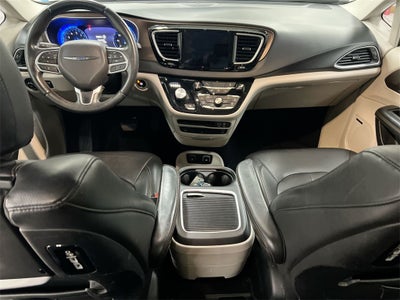 2017 Chrysler Pacifica Touring L Plus