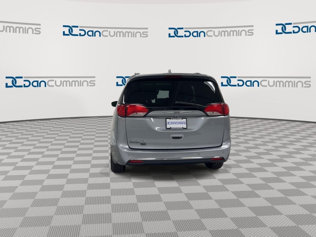 2020 Chrysler Pacifica Touring L Plus