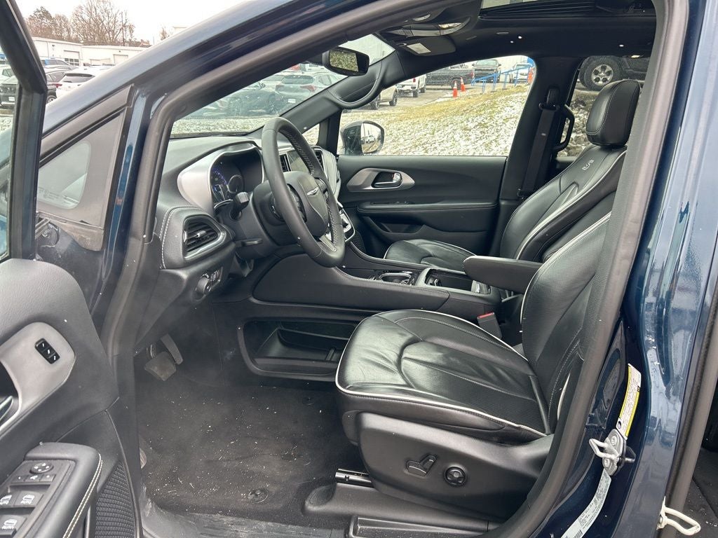 2025 Chrysler Pacifica Limited