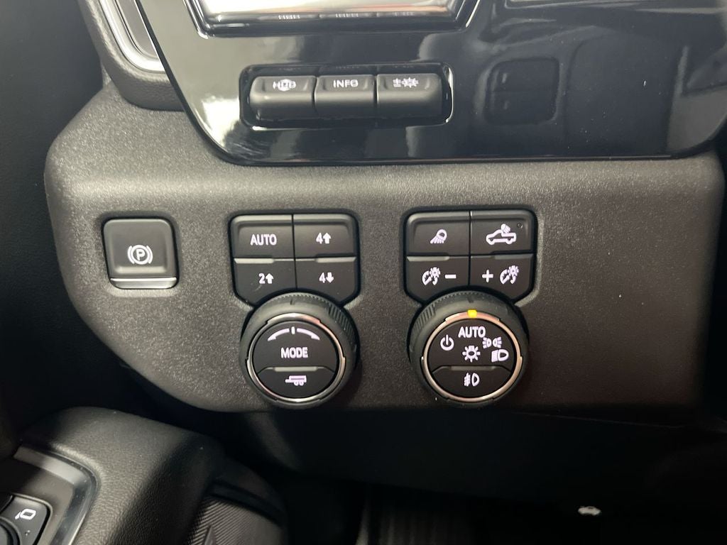 2025 Chevrolet Silverado 2500HD LTZ