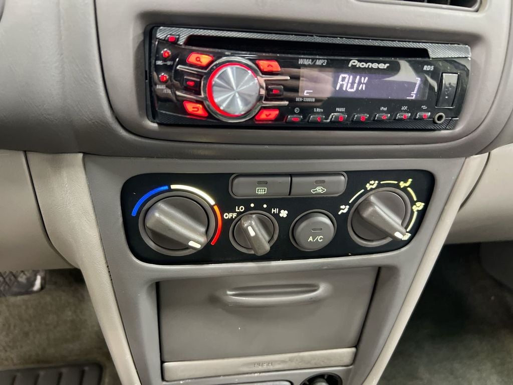 2002 Toyota Corolla LE