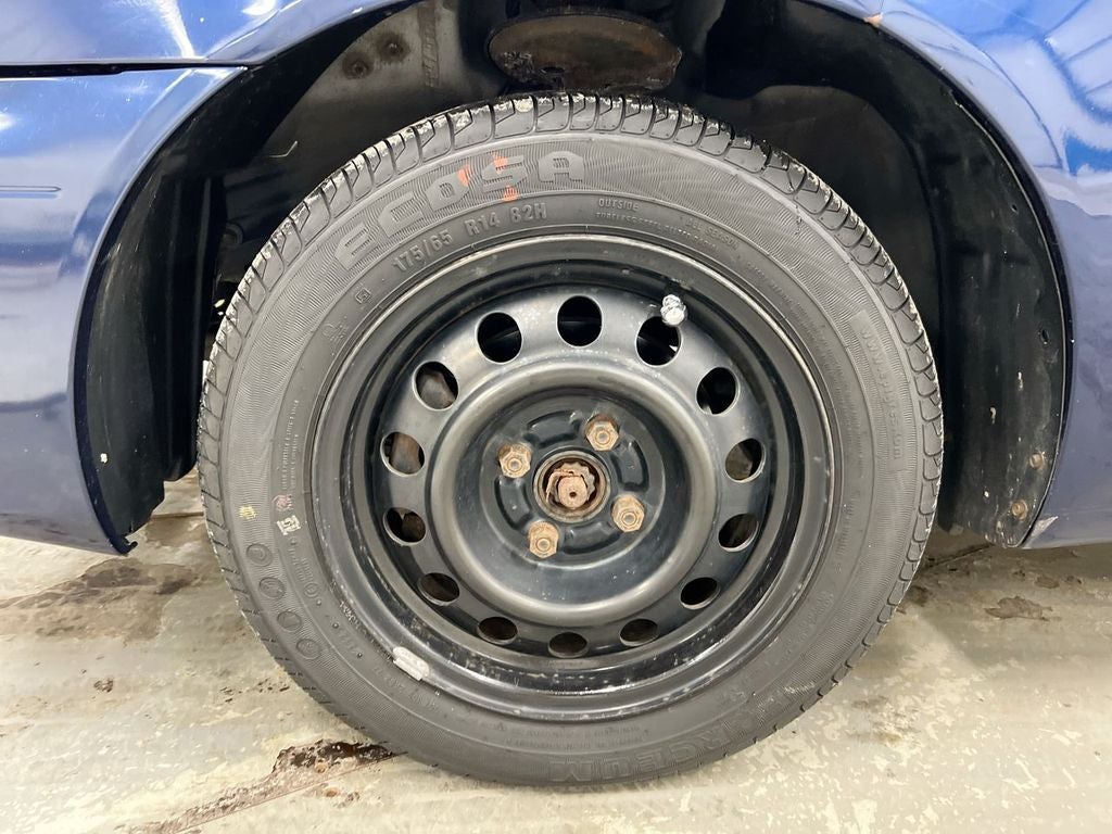 2002 Toyota Corolla LE