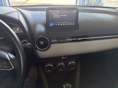 2019 Toyota Yaris XLE