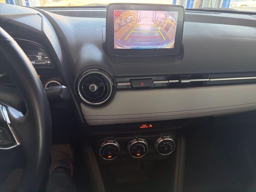 2019 Toyota Yaris XLE