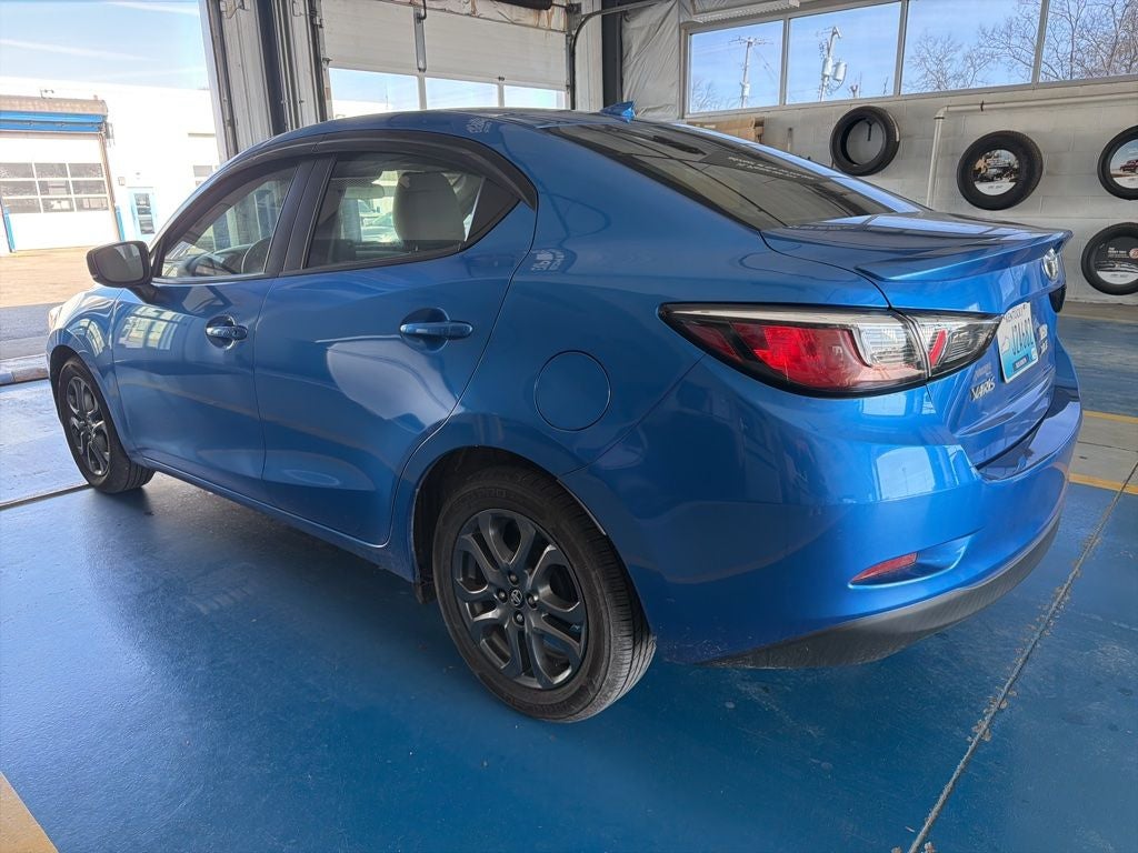 2019 Toyota Yaris XLE