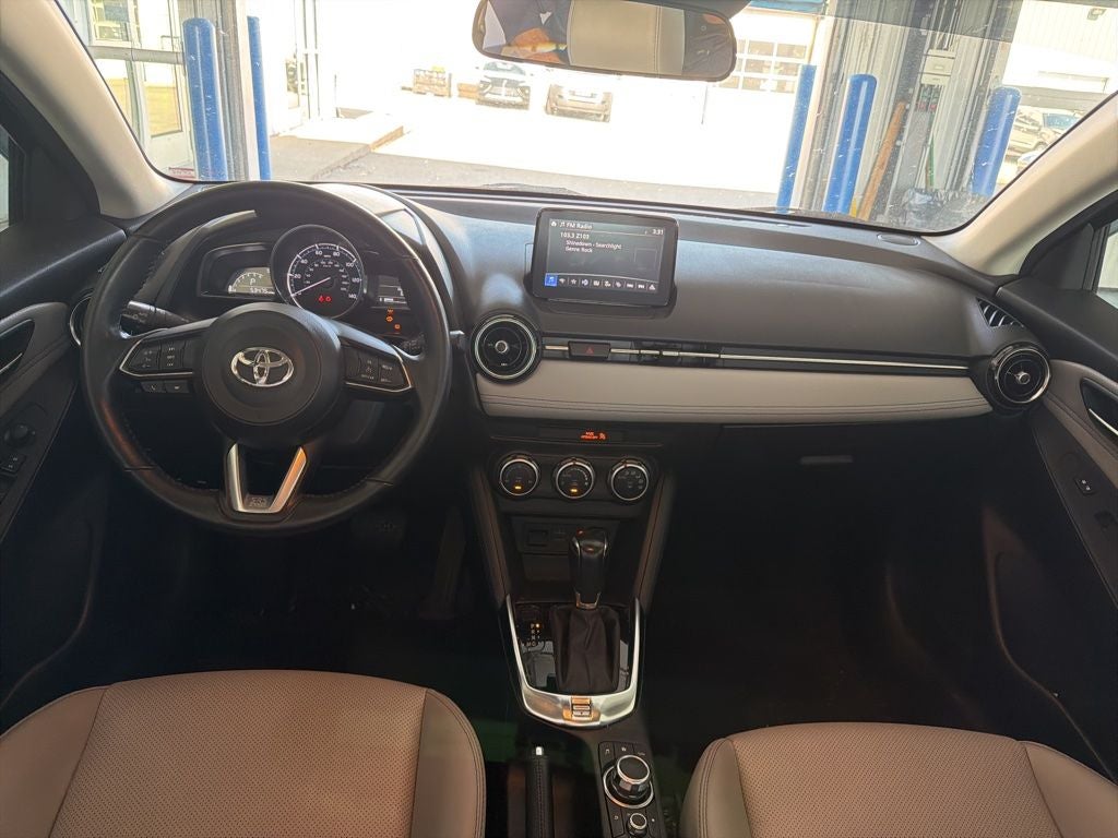2019 Toyota Yaris XLE
