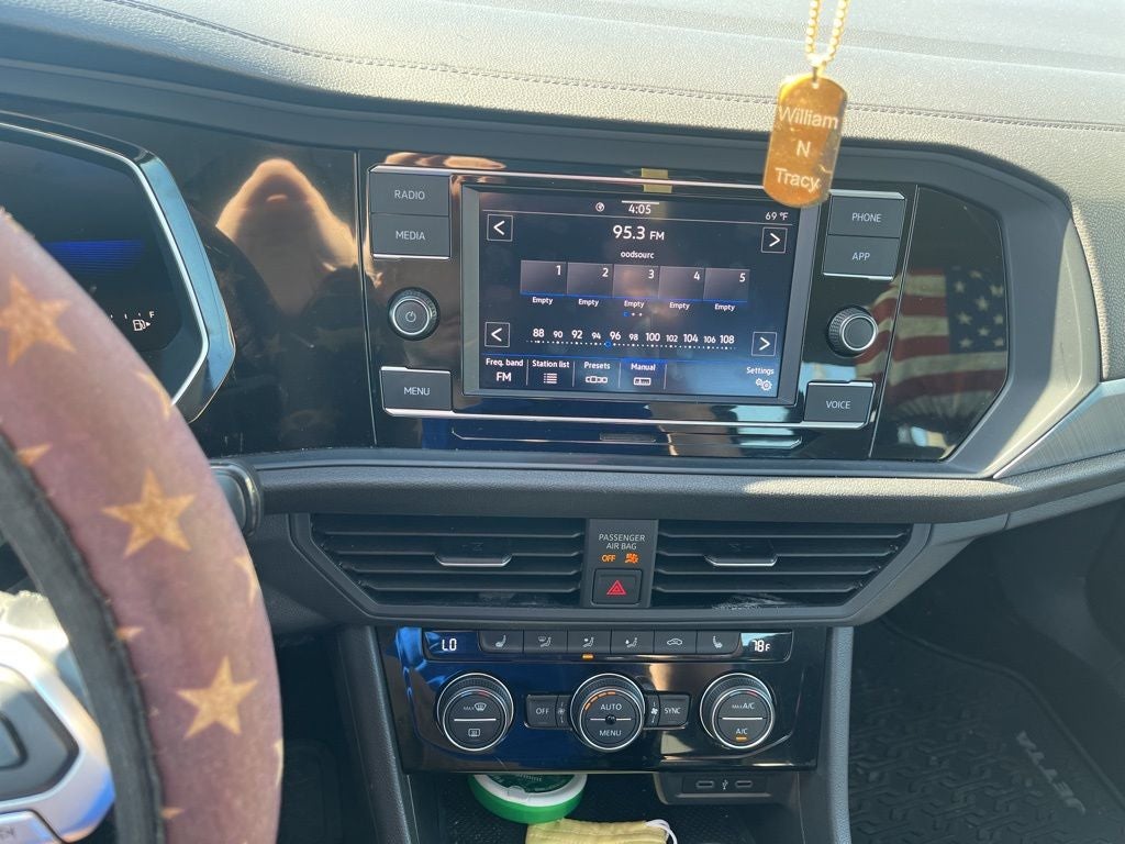 2023 Volkswagen Jetta 1.5T SE