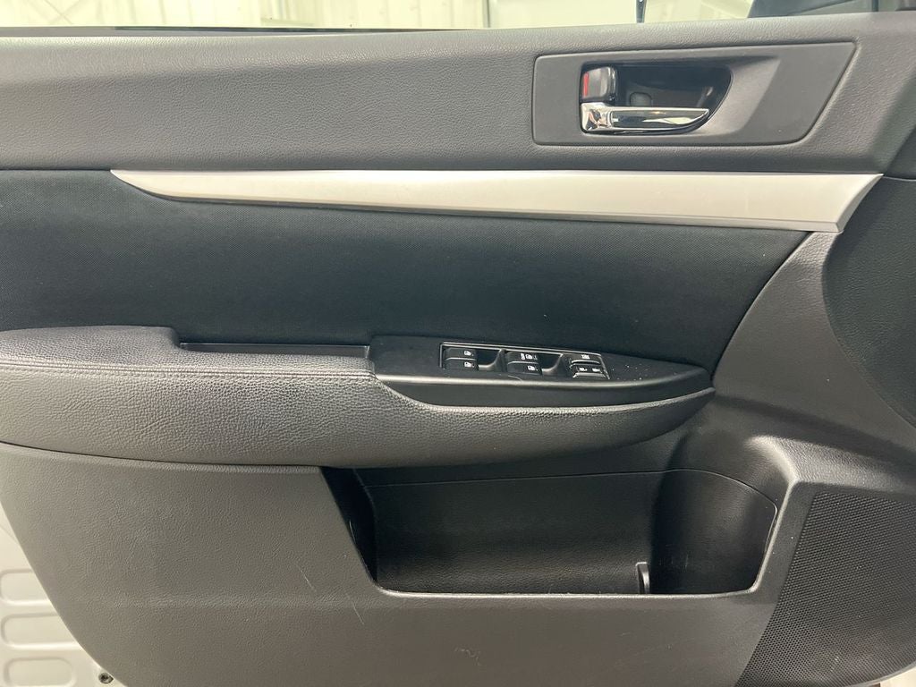 2014 Subaru Legacy 2.5i