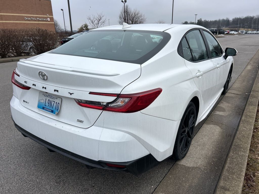 2025 Toyota Camry SE