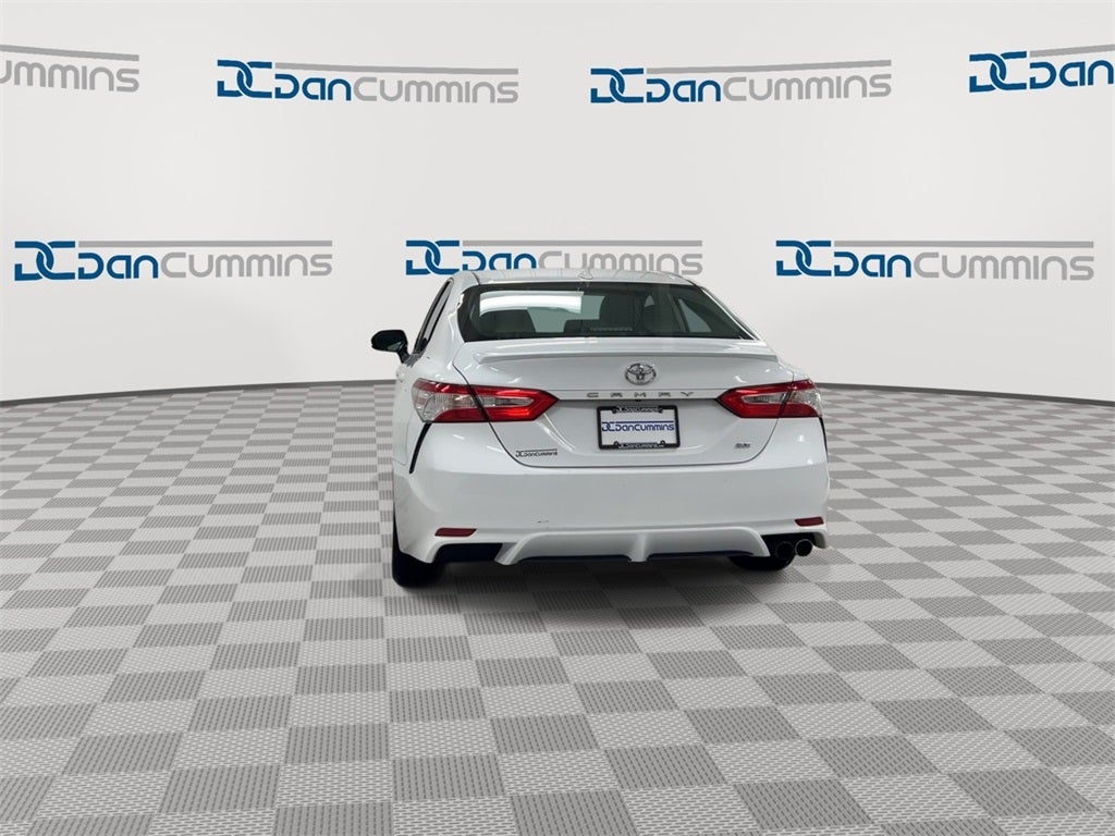 2020 Toyota Camry SE