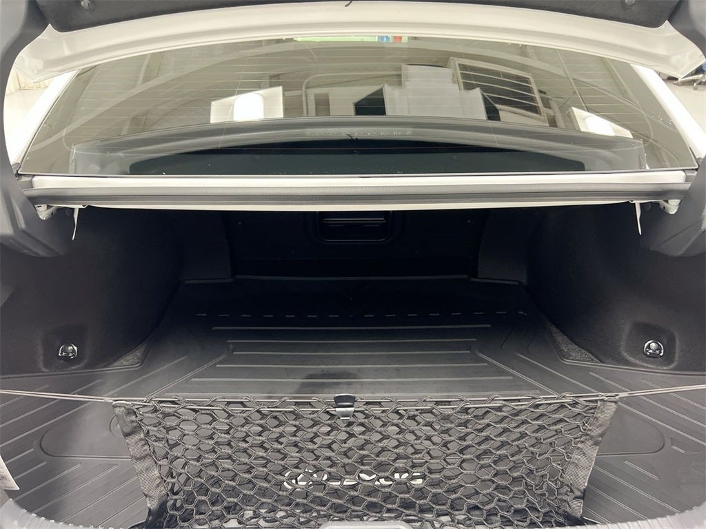 2025 Lexus ES 300h Ultra Luxury