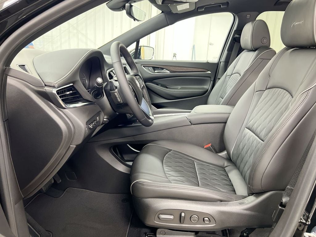 2024 Buick Enclave Avenir