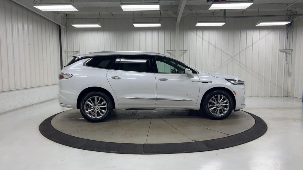 2023 Buick Enclave Avenir