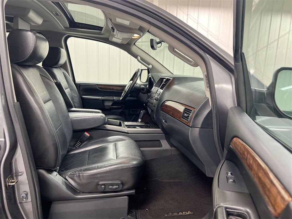 2013 Nissan Armada Platinum