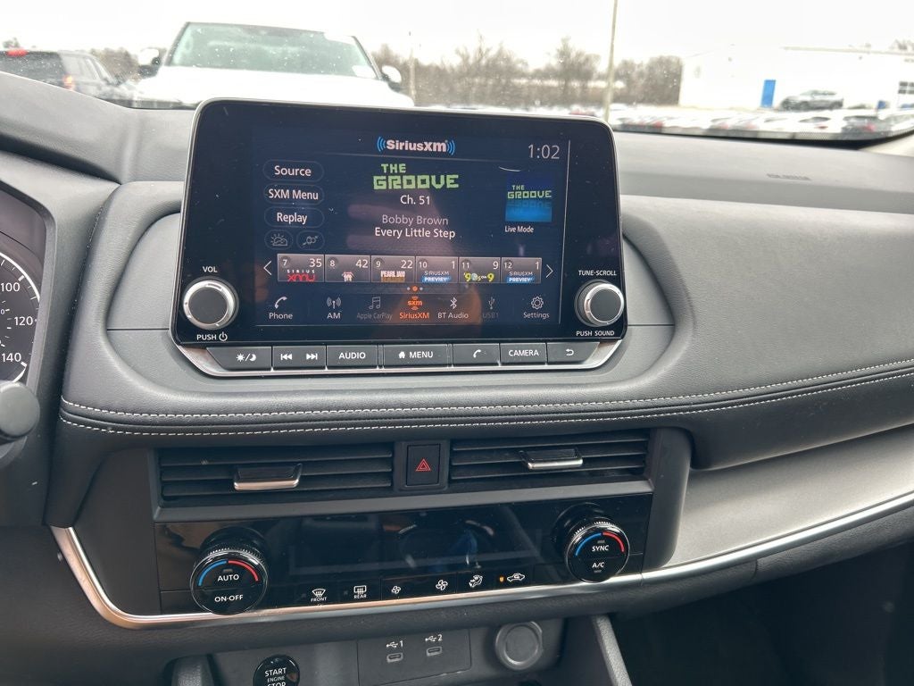 2025 Nissan Rogue SV