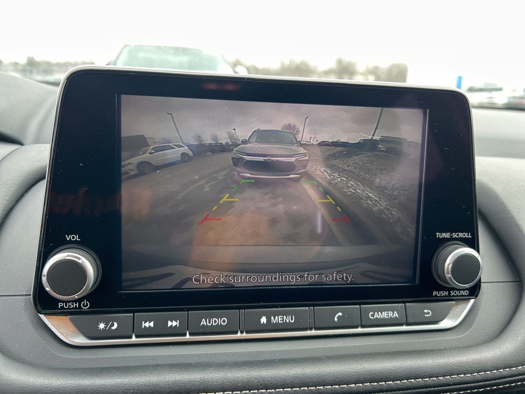 2025 Nissan Rogue SV