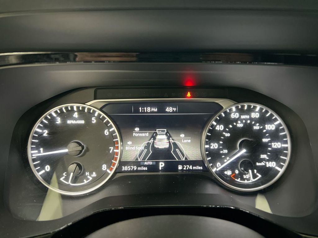 2025 Nissan Pathfinder SV