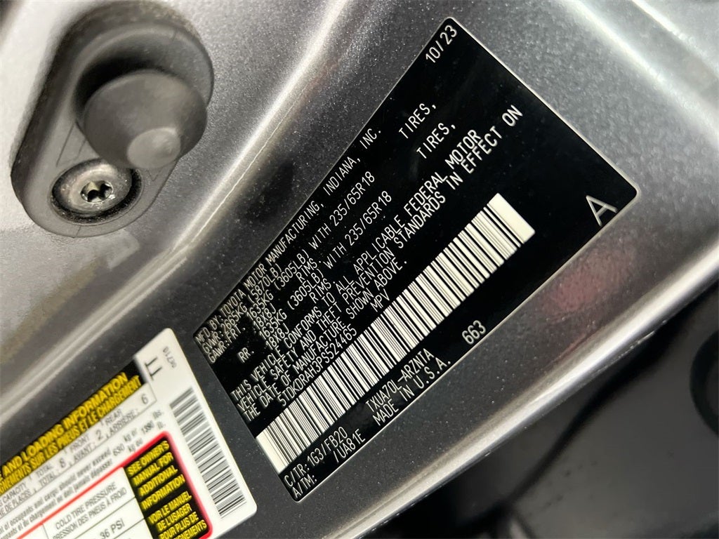 2023 Toyota Highlander LE