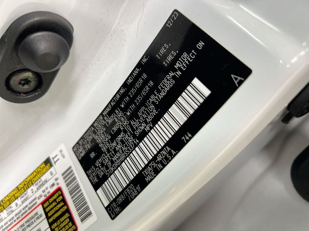 2024 Toyota Highlander LE