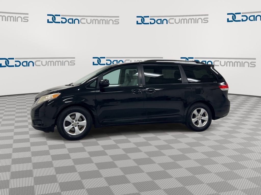 2011 Toyota Sienna LE