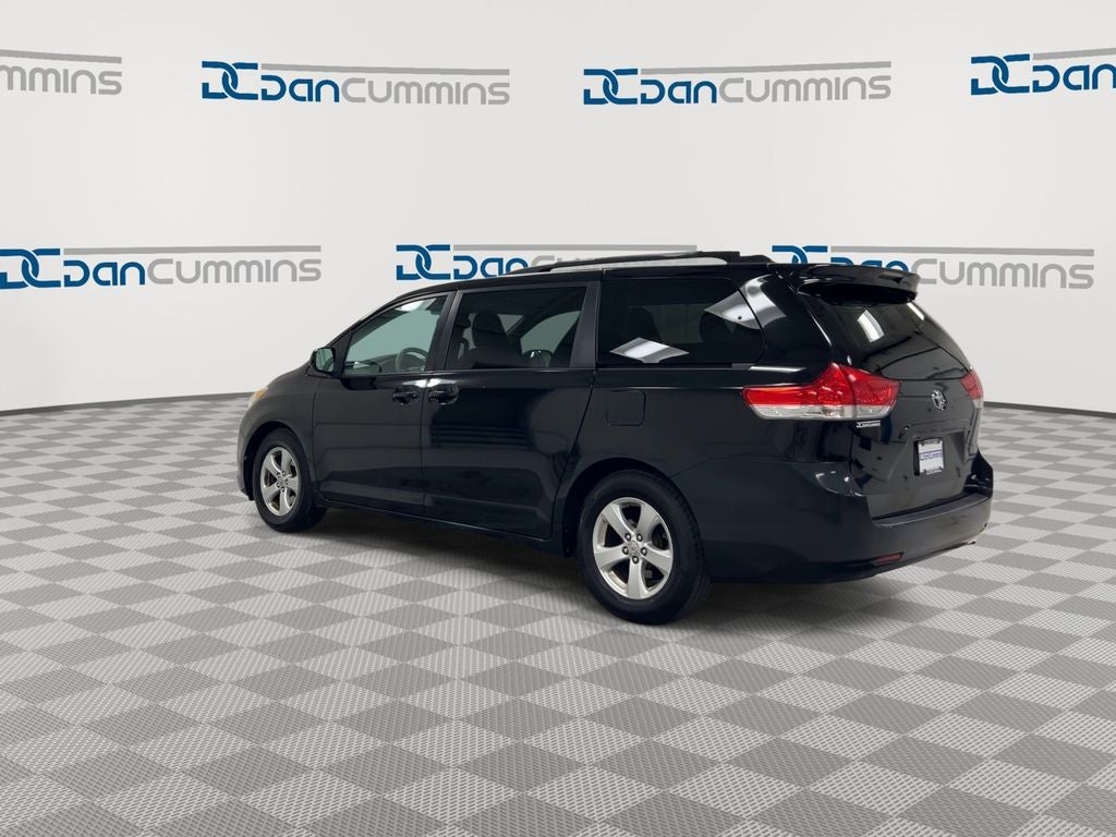 2011 Toyota Sienna LE