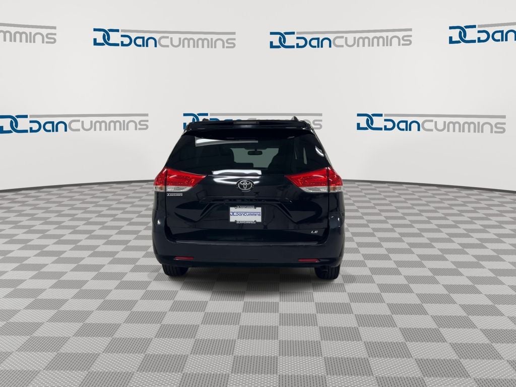 2011 Toyota Sienna LE